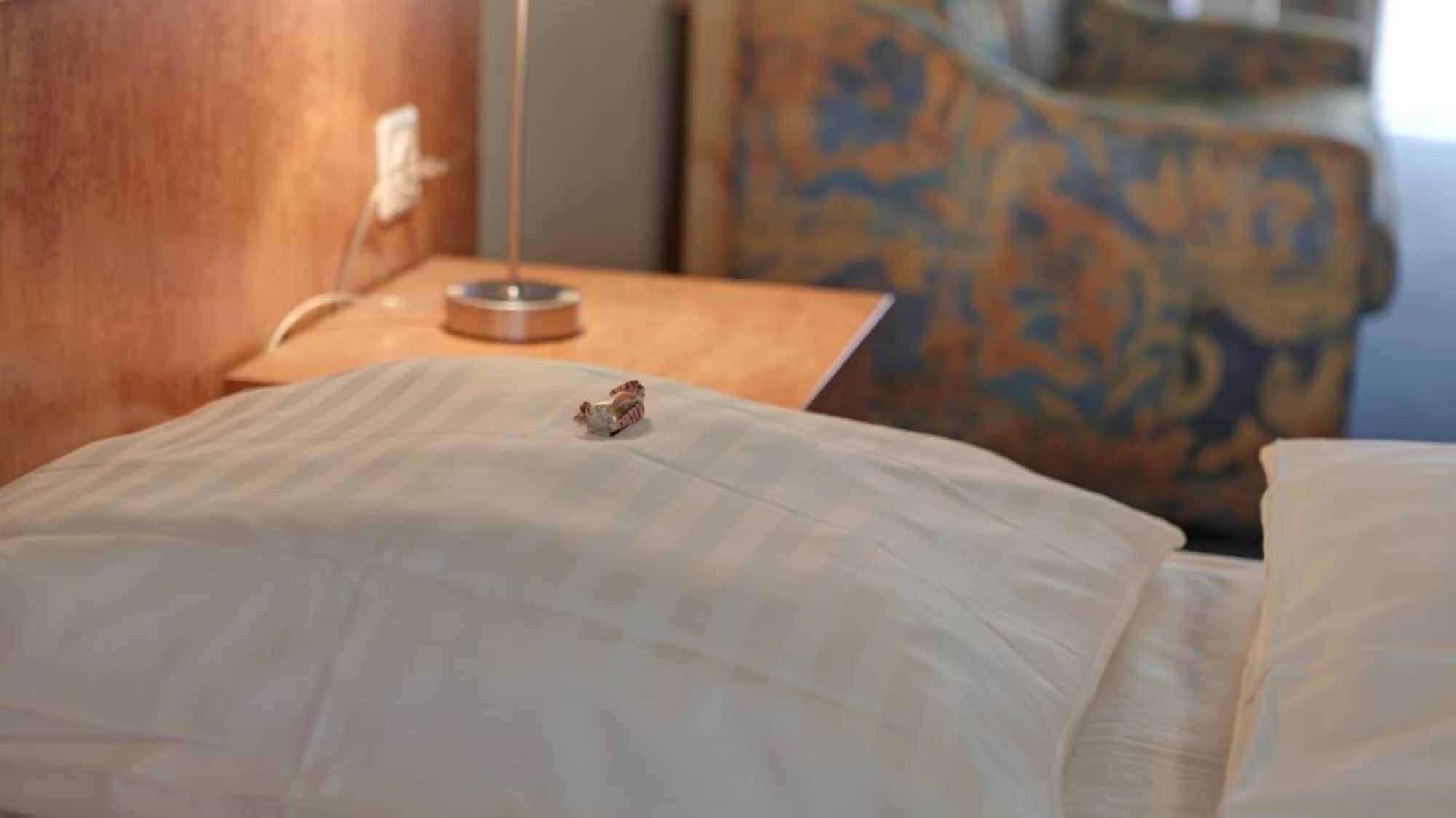 Hotel Am Kurfuerstenplatz - Messe 3*